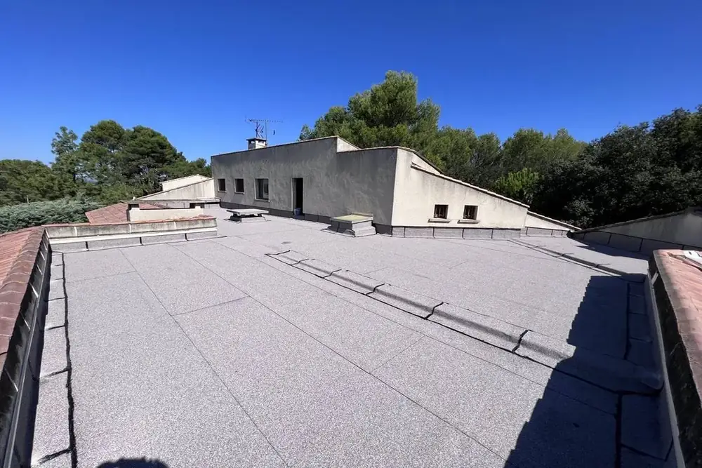 Toit-terrasse étanché par ETTM – membrane bitumineuse SOPREMA